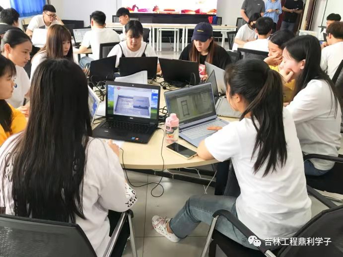 上课3.jpg 上课3.jpg