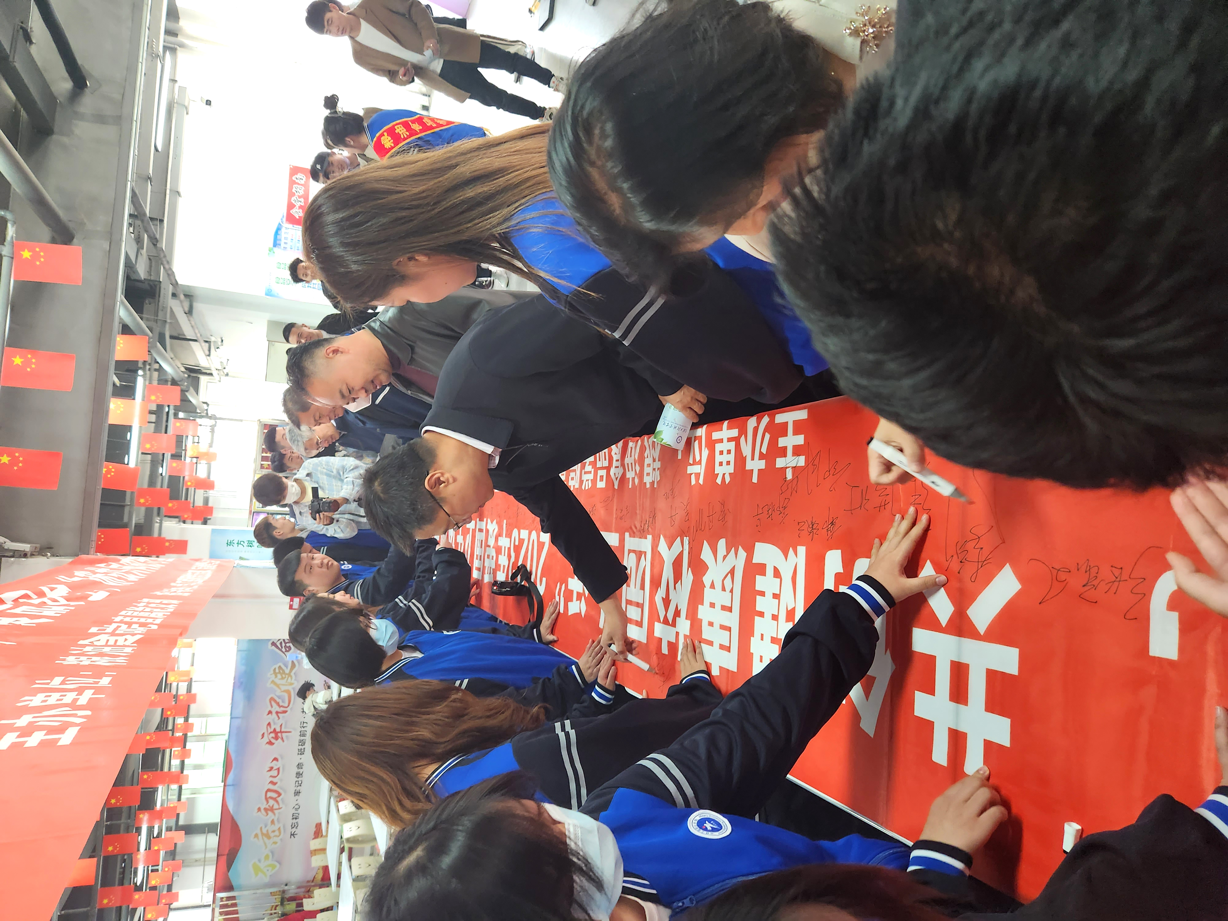 微信图片_202304191958214.jpg 微信图片_202304191958214.jpg