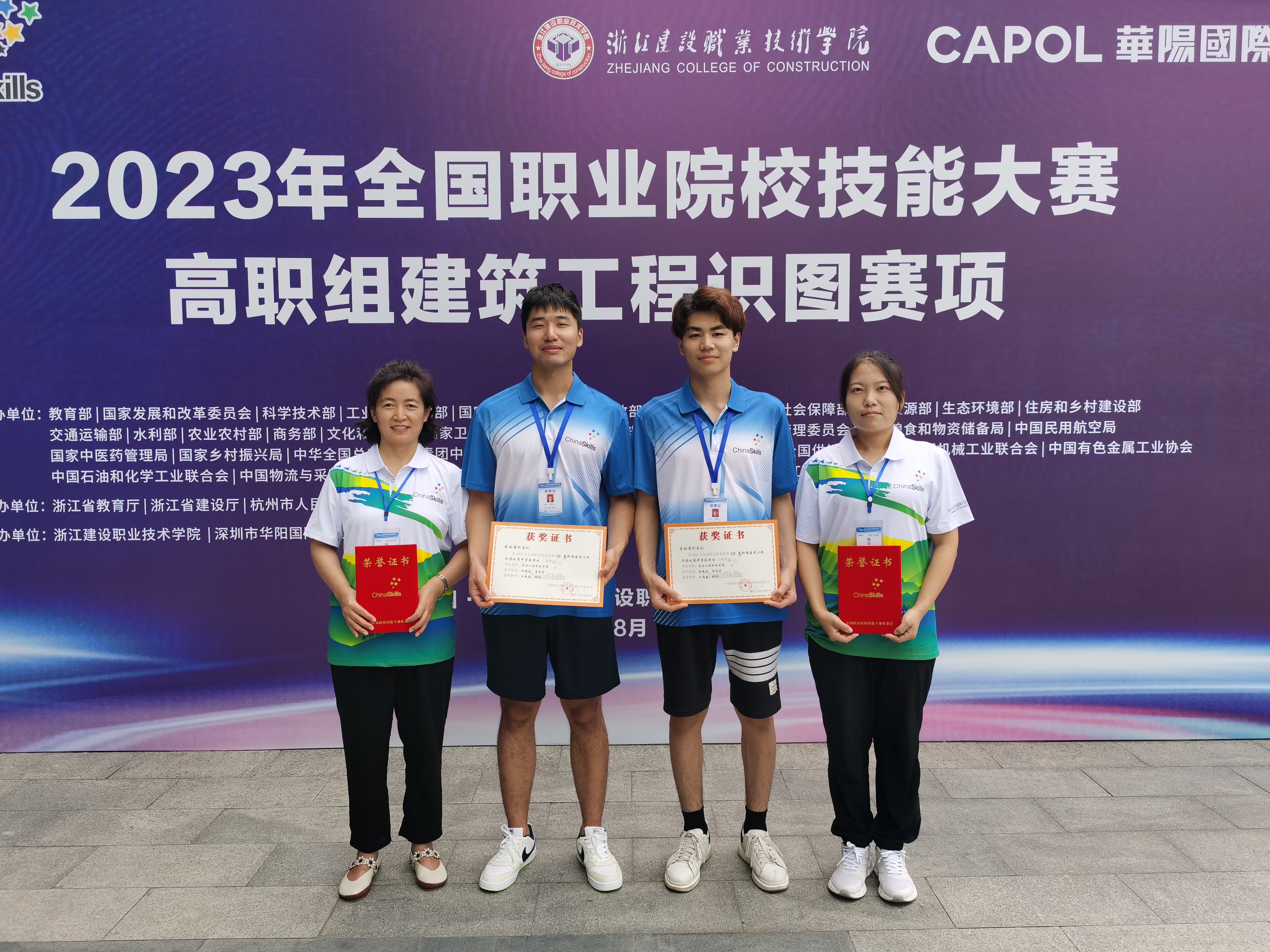 d0b702be331a75388a000bfb2652cc2.jpg