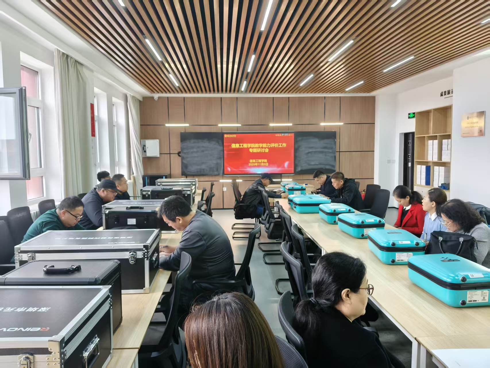 2 (2).jpg 2 (2).jpg